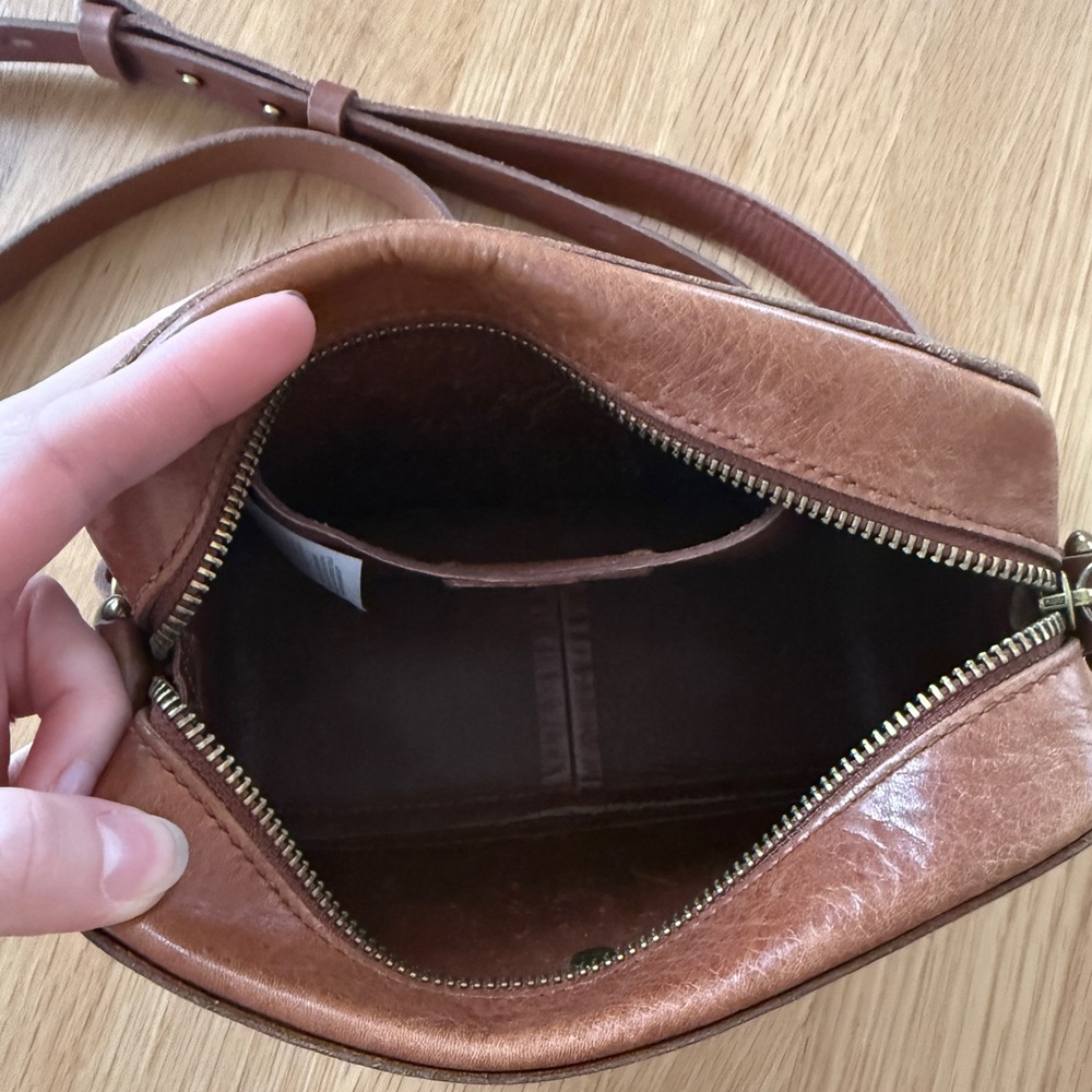 Madewell Leather Purse - Picture 4 of 6